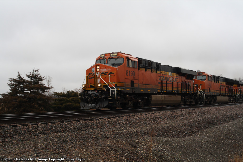 BNSF 8199